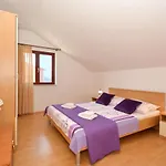 Pitesa * טרוגיר