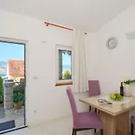 דירה Pitesa טרוגיר