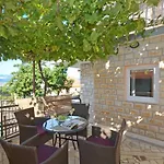 Pitesa Apartment *