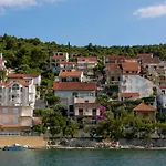 Pitesa Apartment