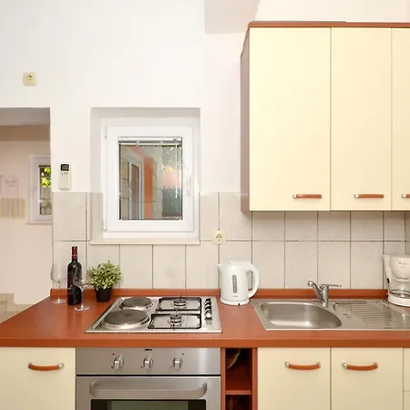 Apartment Pitesa