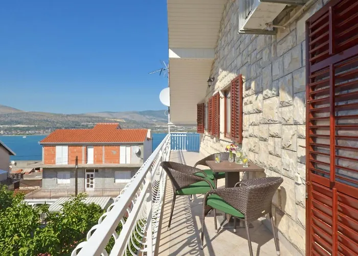 Appartement Pitesa *