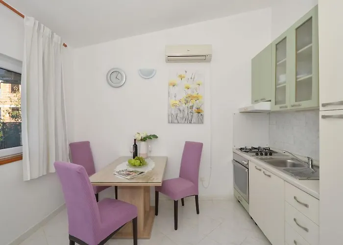 Appartement Pitesa *