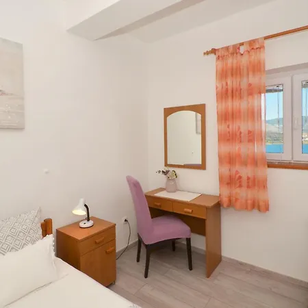 Apartamento Pitesa Trogir